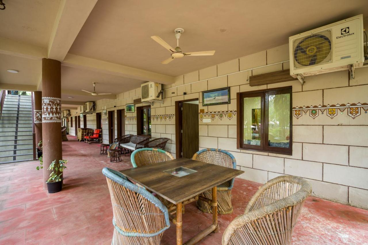 Vananchal Resort Jambughoda Экстерьер фото